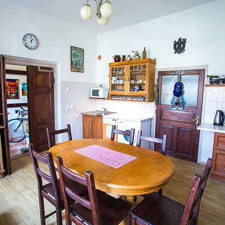 Pensión Ctrnactka 3*